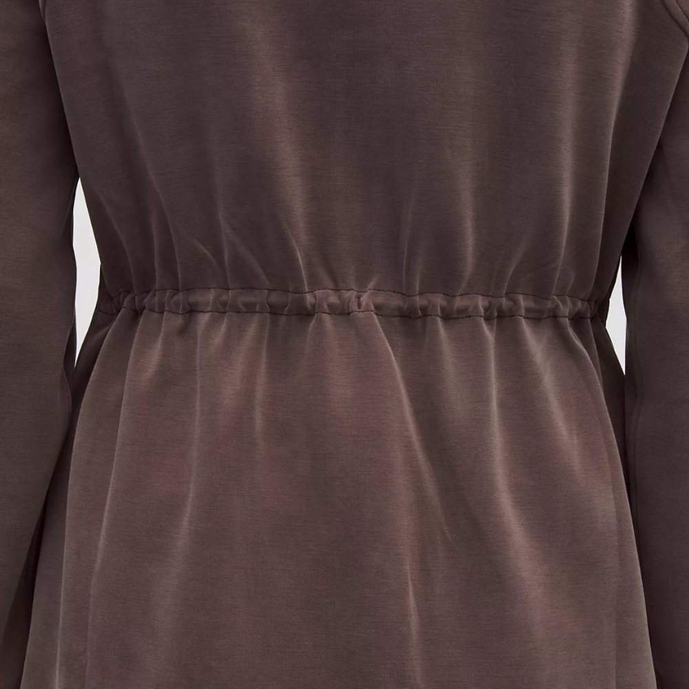 lululemon athletica Softstreme Jacket - Picture 5 of 9
